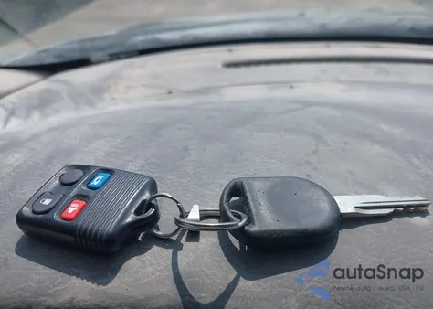 2002 Ford Taurus Ses из США, поврежденный, VIN 1FAFP55292G258157